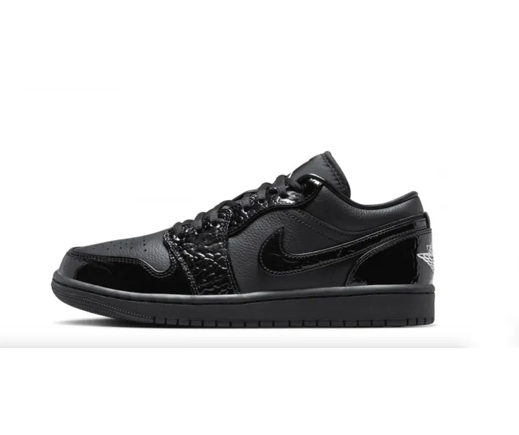 Кроссовки AIR JORDAN 1 LOW SE W BLACK
